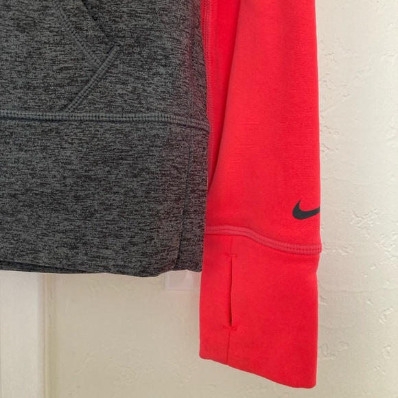 Nike Therma-FIT Pullover Woman’s Hoodie XS – Gray & Pink- EUC - Picture 2 of 4